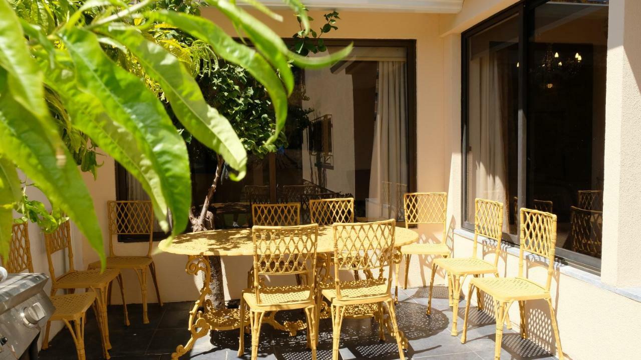 Ph In Atlantic Coast Hotel Charneca  Exterior foto